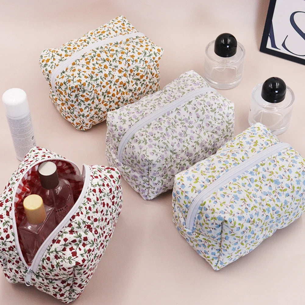 Shunmaii Floral Cosmetic Organizer Pouch Portable Makeup Bag
