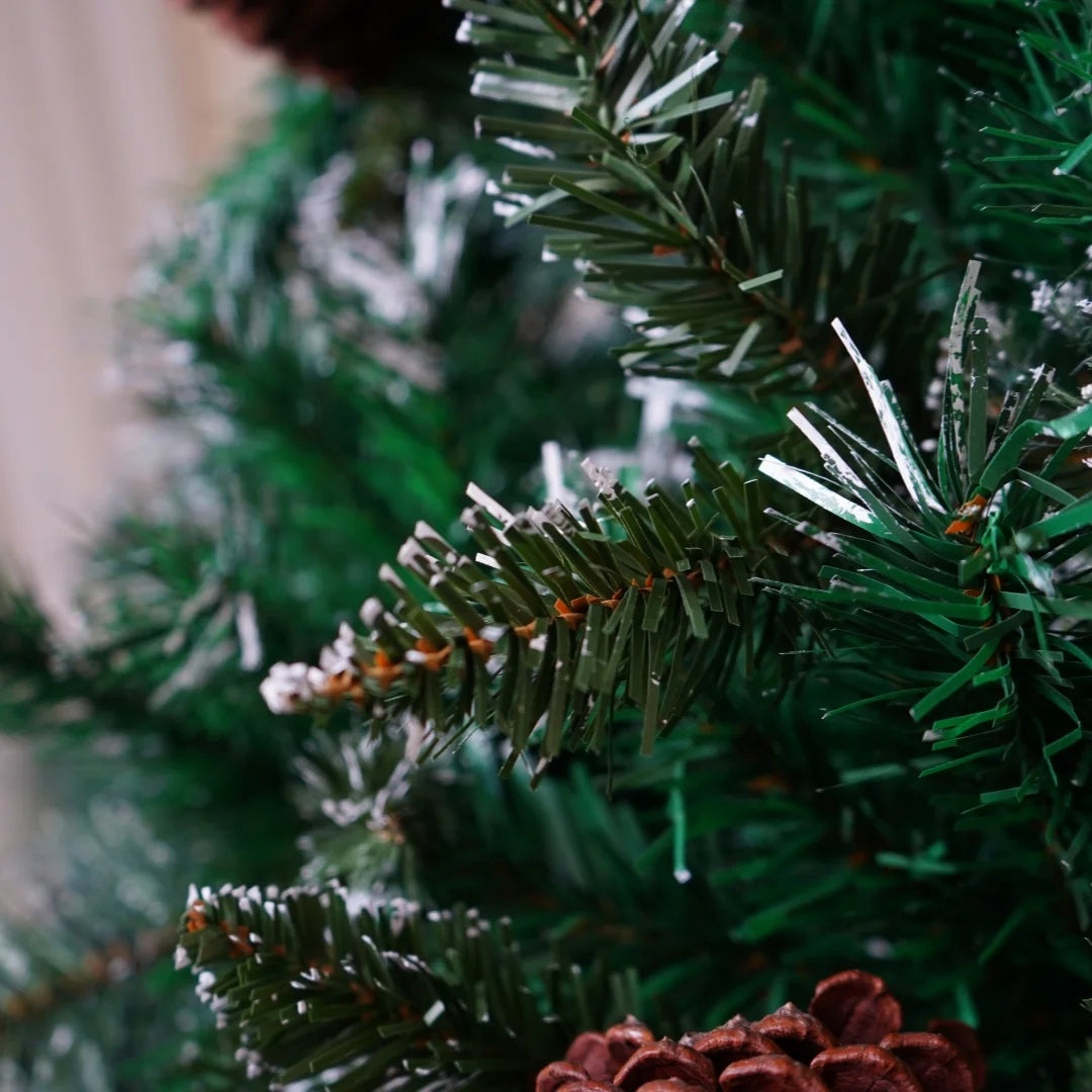DIAMR Pre-Lit Artificial Spruce Christmas Tree With Pinecones And Berries